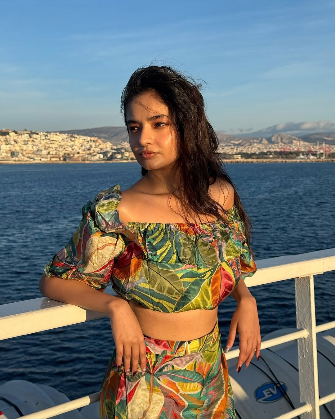 Anushka Sen Vibrant Tropical Co-Ord Set Seaside Travel Shoot (14)