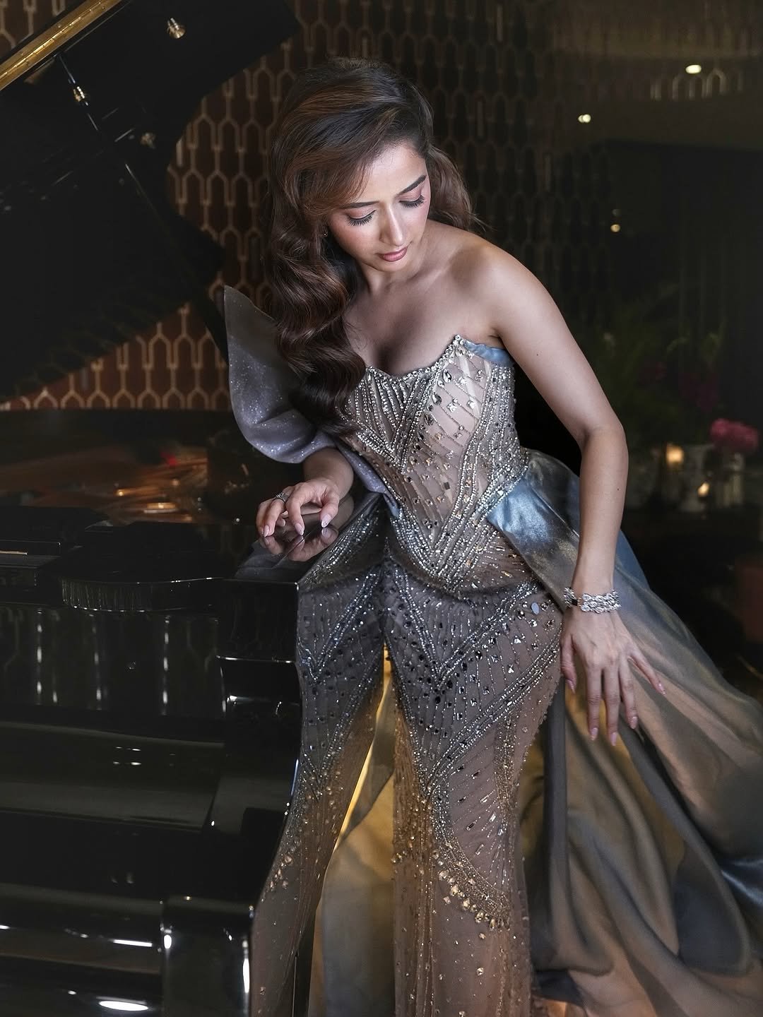 Ashika Ranganath Glamorous in Silver Mirror Gown (6)