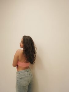 Deepthi Sunaina Casual in Pink Crop Top and Jeans (5)