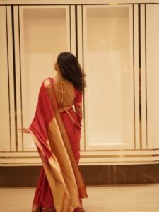 Deepthi Sunaina Elegant Pink Saree Indoor Photoshoot (5)