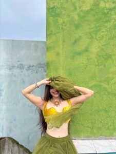 Divya Bharathi Stuns in Olive Green Saree and Yellow Blouse Photos (13)