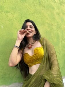 Divya Bharathi Stuns in Olive Green Saree and Yellow Blouse Photos (16)