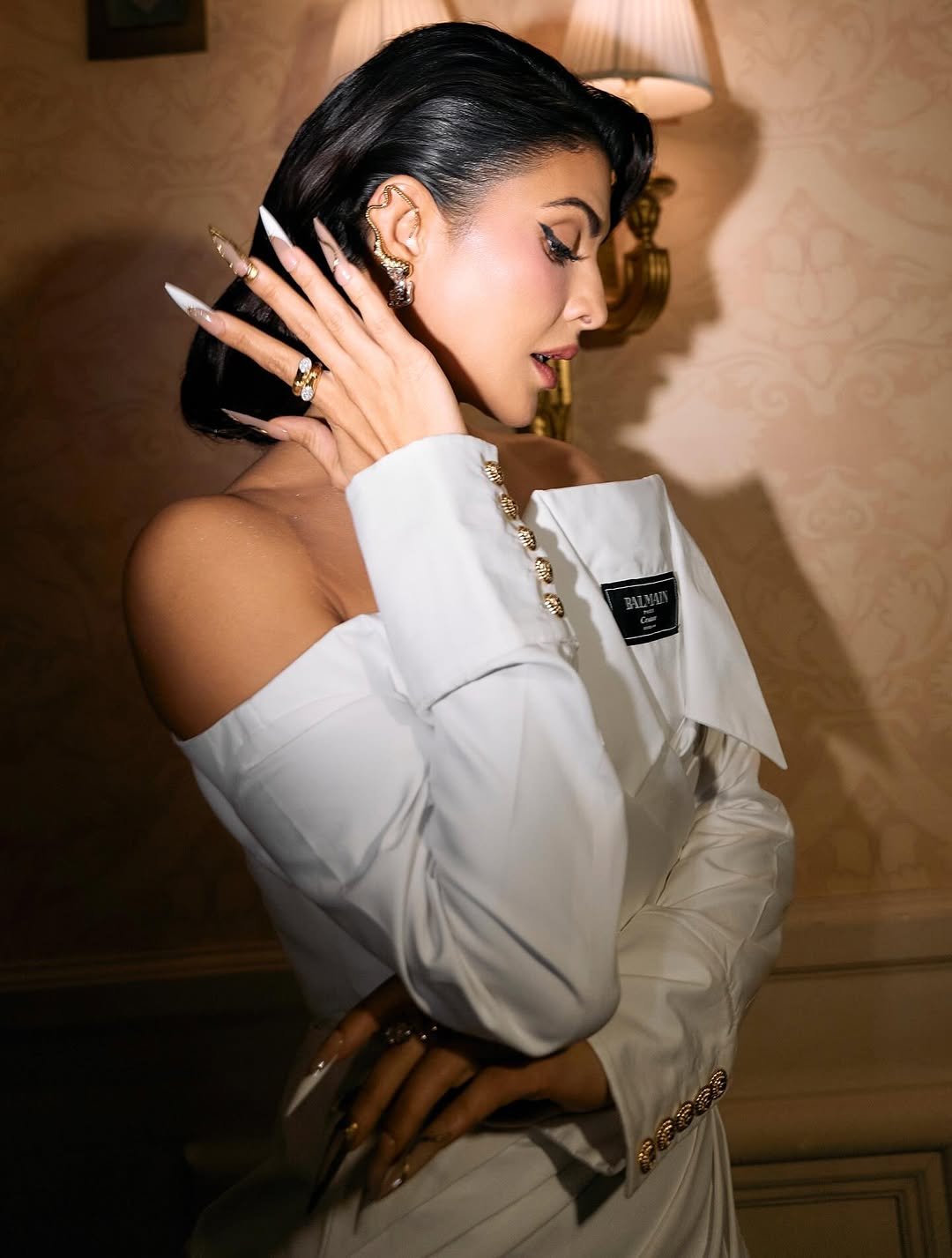 Jacqueline Fernandez Radiates in Elegant White Off Shoulder Gown Photos (2)