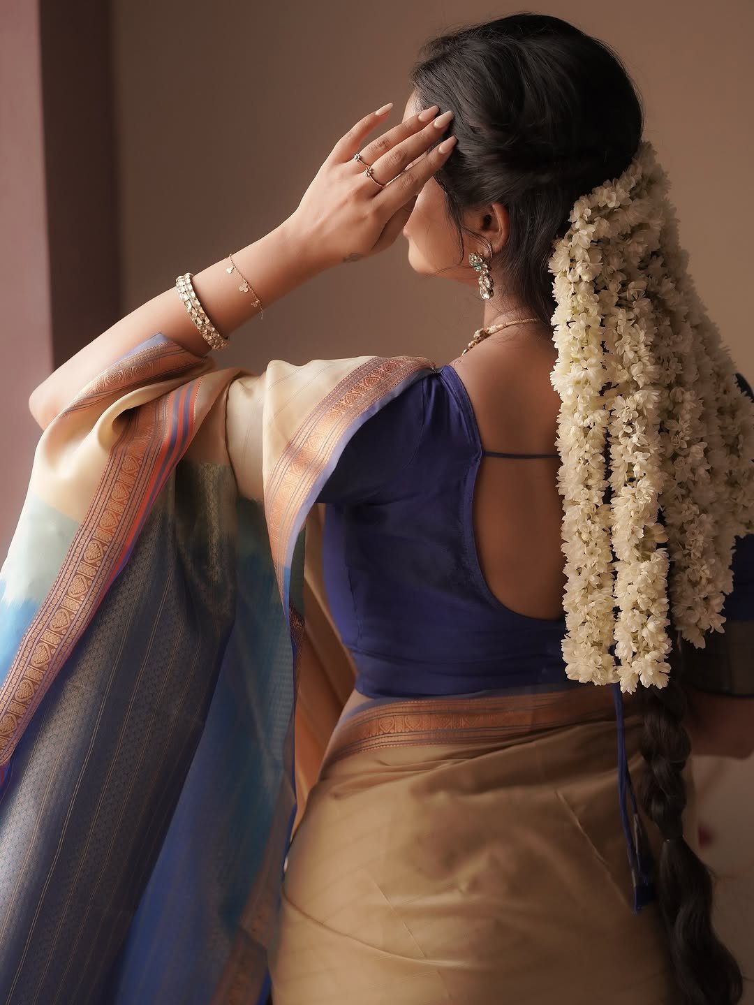 Janani Ashok Kumar in Traditional Beige Silk Saree with Statement Jewelry (10)