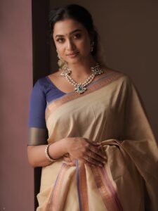 Janani Ashok Kumar in Traditional Beige Silk Saree with Statement Jewelry (12)