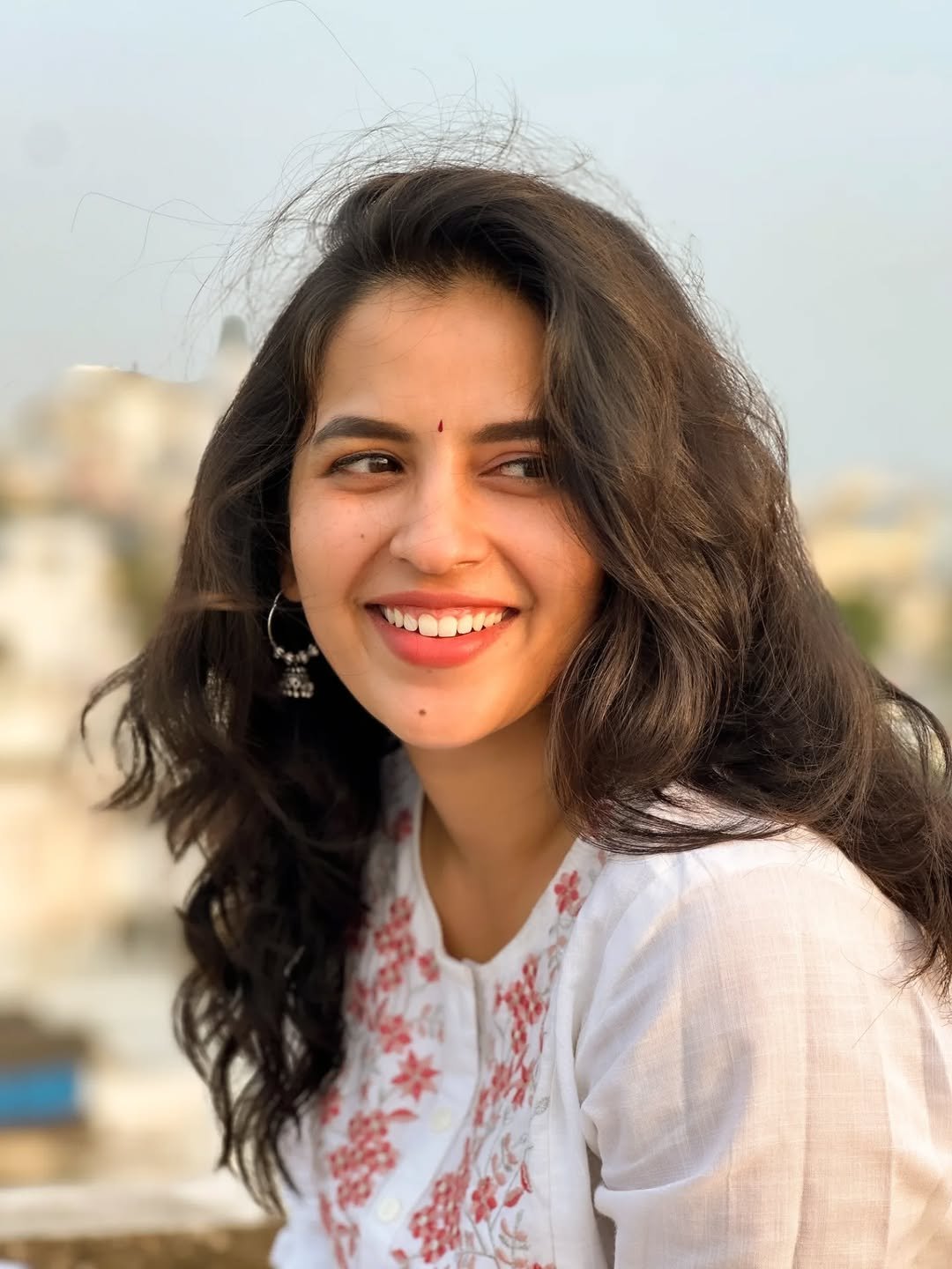 Komalee Prasad Beautiful Candid in Floral Kurti (7)