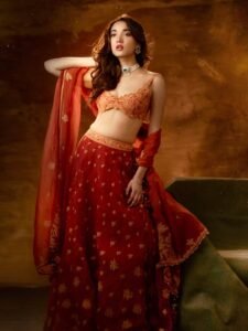 Medha Shankar Gorgeous in Orange Embroidered Lehenga (8)