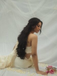 Mirnalini Ravi Ethereal in Ivory Saree with Dewy Makeup (10)