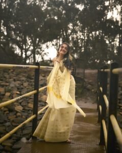 Nuveksha Charms in Traditional Off White Kerala Saree Photos (11)