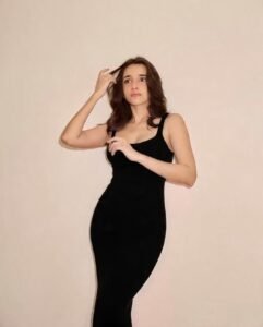 Nuveksha Glam Party Look in Sleek Black Dress (7)