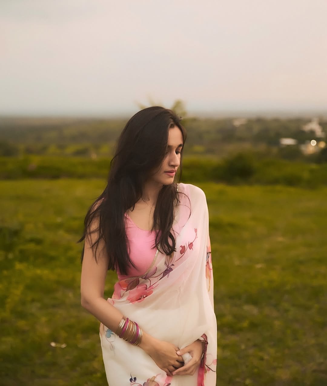 Nuveksha Looks Adorable in Pink Floral Saree Photos (12)
