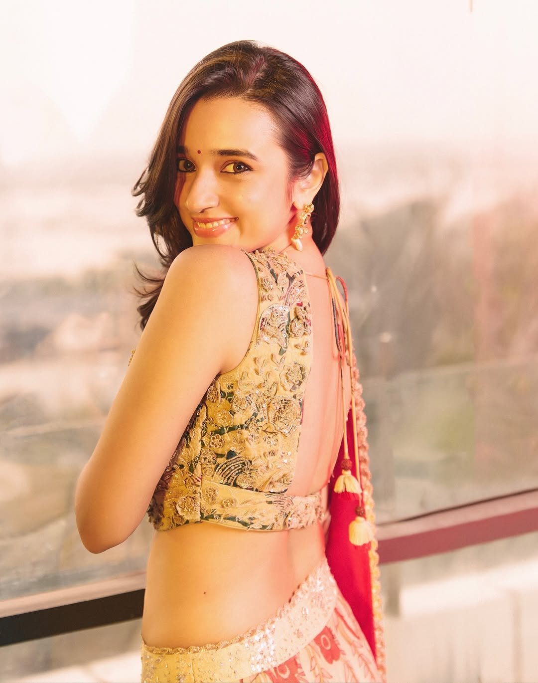 Nuveksha Radiates in Floral Embroidered Lehenga Photos (1)