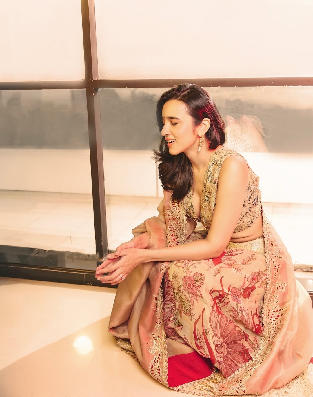 Nuveksha Radiates in Floral Embroidered Lehenga Photos (5)