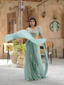 Pragya Nagra Mesmerizes in Mint Green Embellished Saree Photos (2)