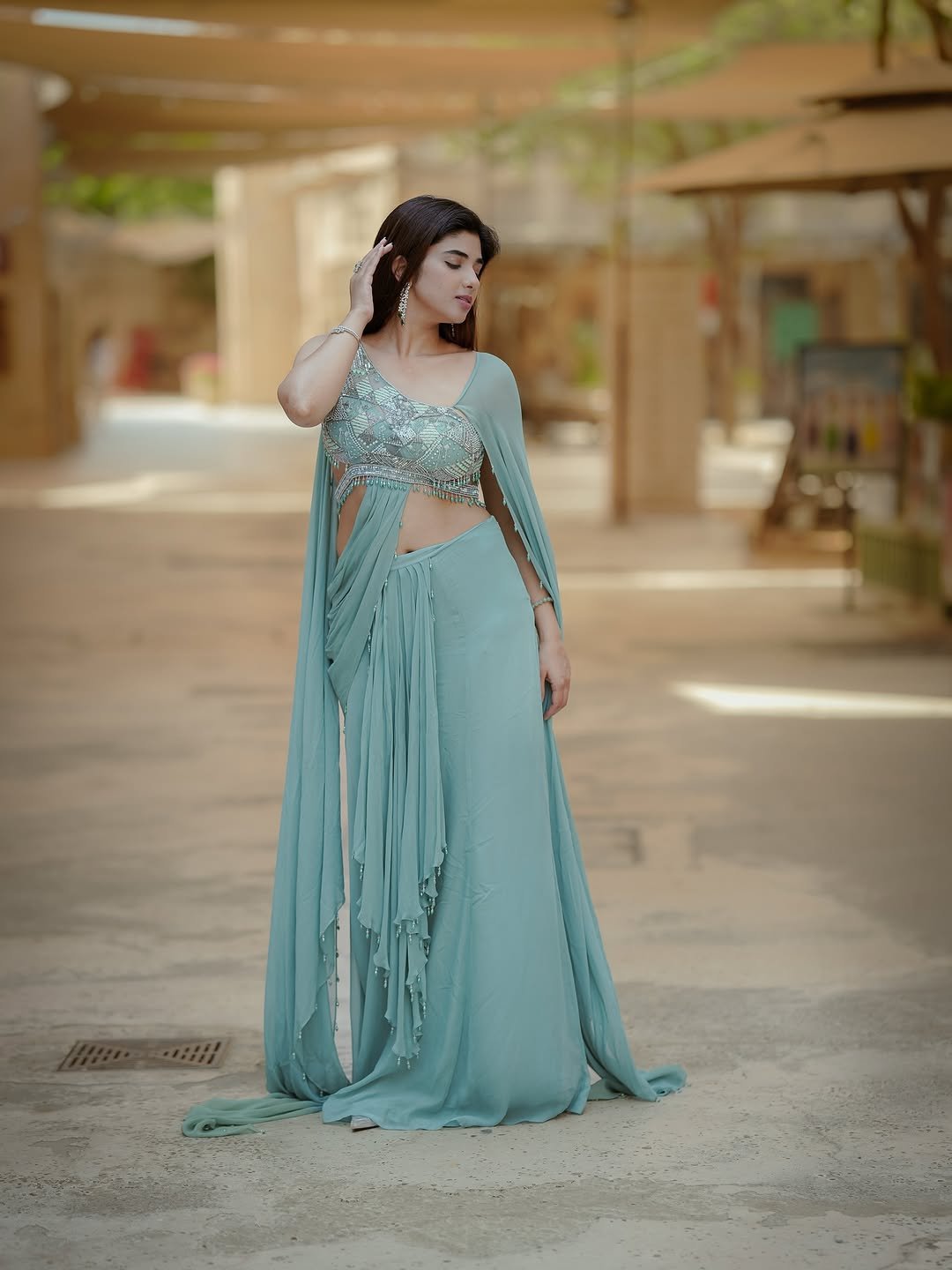 Pragya Nagra Mesmerizes in Mint Green Embellished Saree Photos (5)