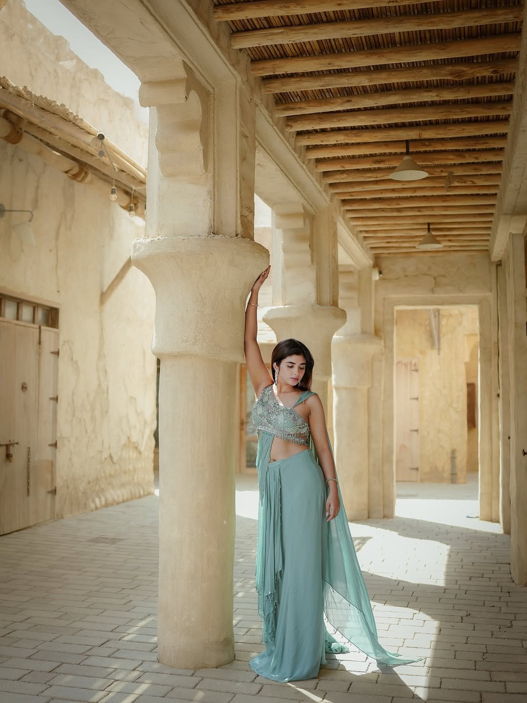 Pragya Nagra Mesmerizes in Mint Green Embellished Saree Photos (6)
