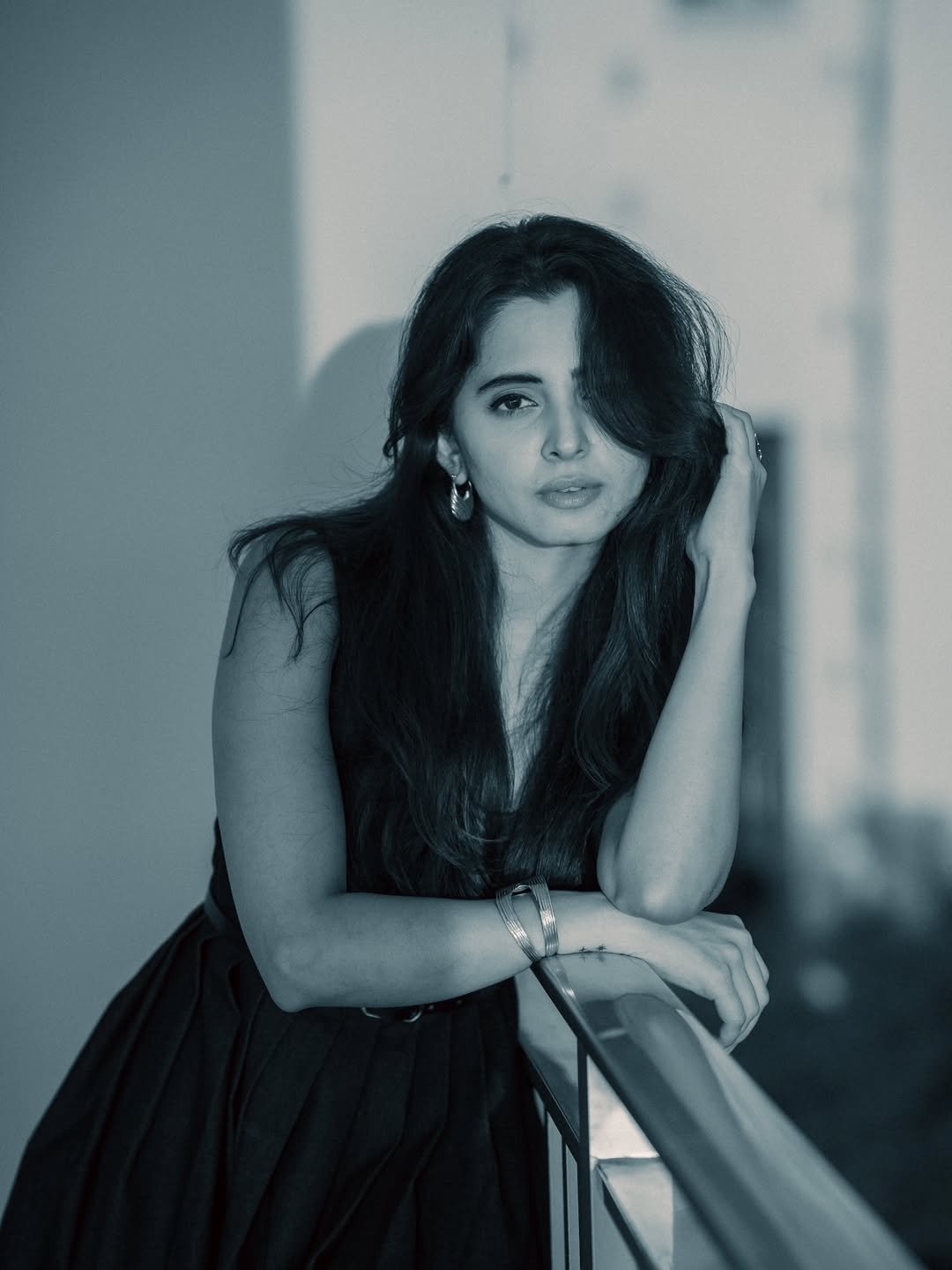 Preethi Asrani Stylish in Dark Green Dress (2)