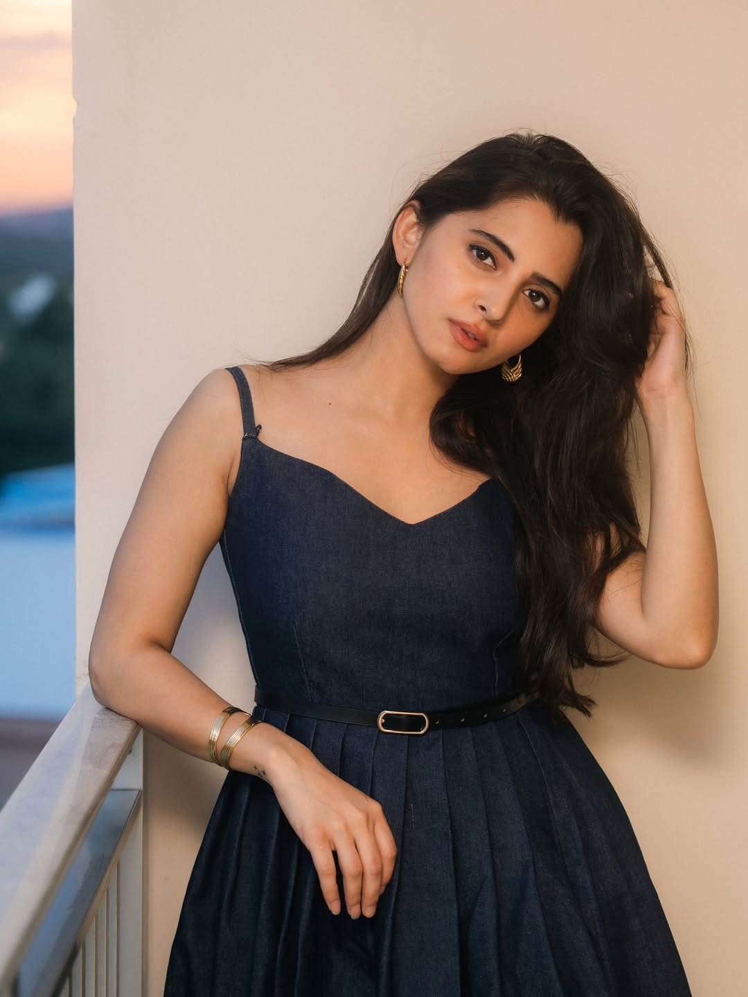 Preethi Asrani Stylish in Dark Green Dress (9)