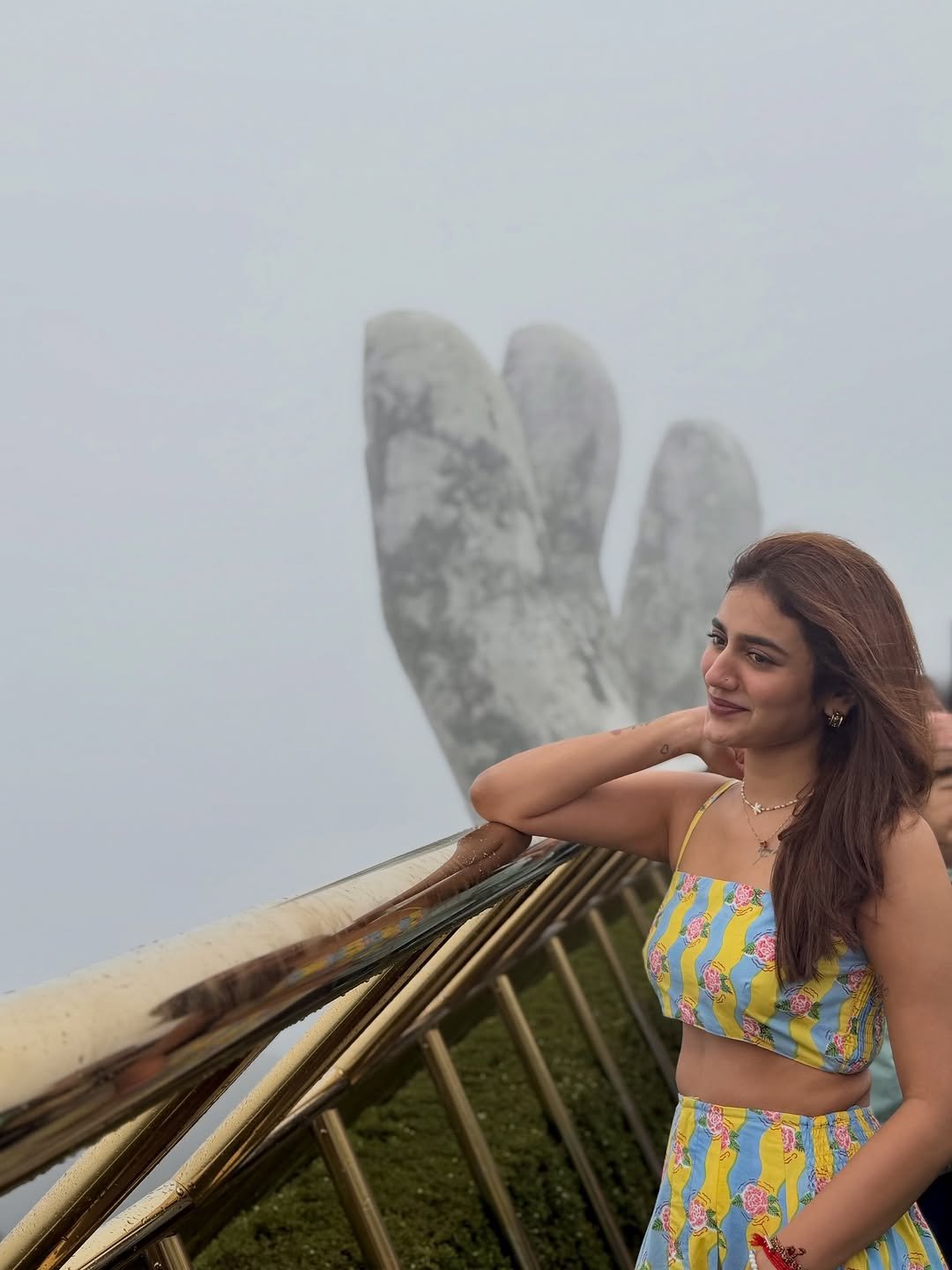 Priya Varrier Cute in Colorful Crop Top and Skirt (6)