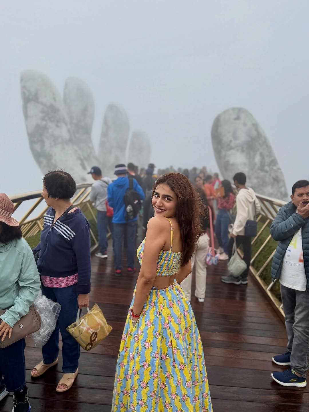 Priya Varrier Cute in Colorful Crop Top and Skirt (7)