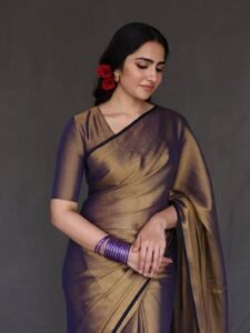 Rukmini Vasanth Traditional Look in Purple Silk Saree (8)