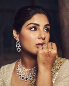 Samyuktha Regal Gold Gown Evening Indoor Shoot (14)