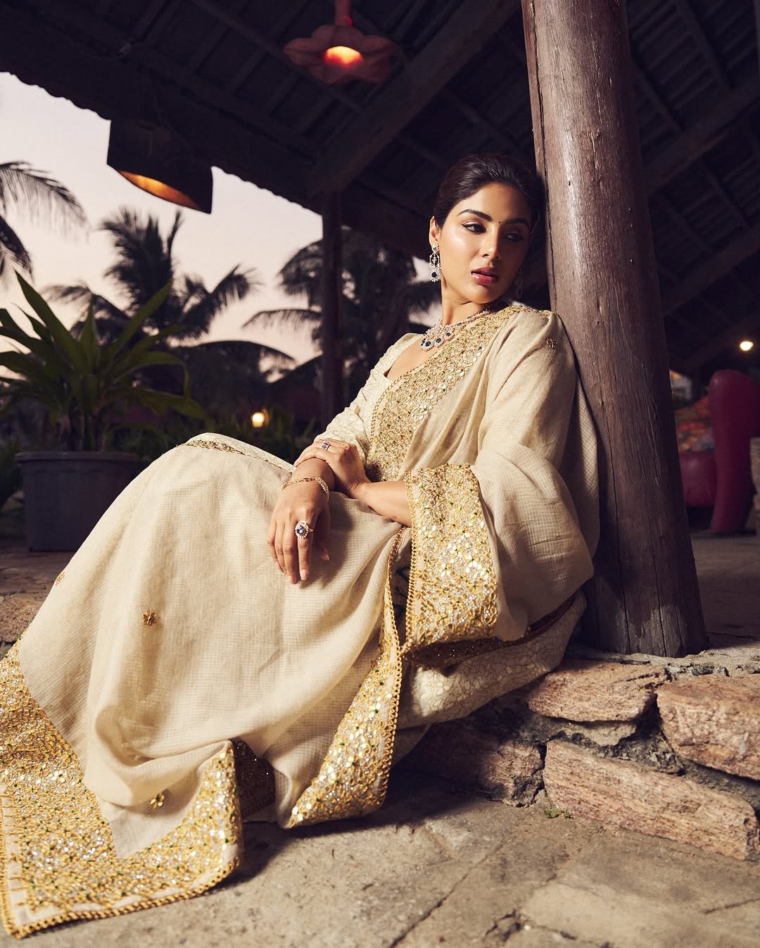 Samyuktha Regal Gold Gown Evening Indoor Shoot (2)