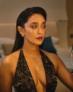 Sayani Gupta Bold in Black Sequin Plunge Dress (12)