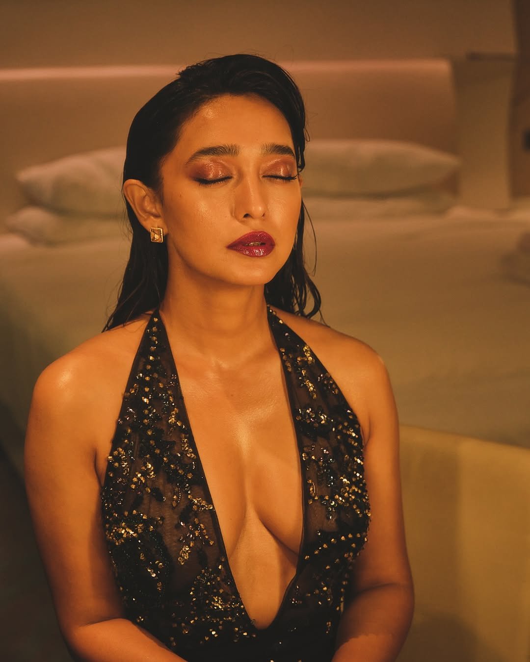 Sayani Gupta Bold in Black Sequin Plunge Dress (27)