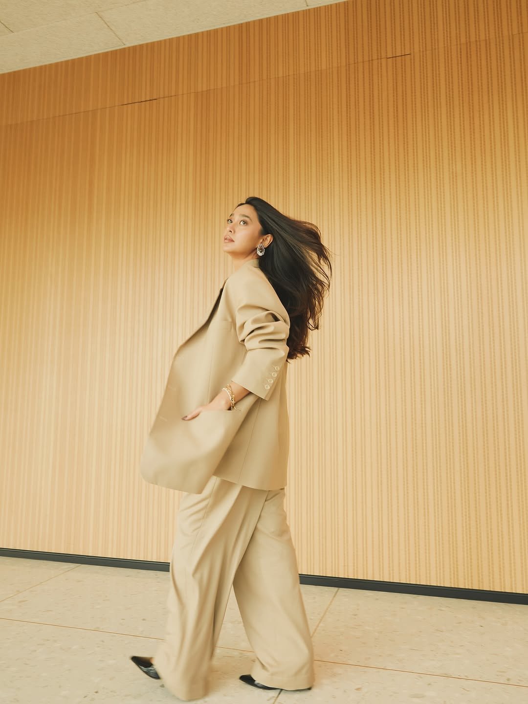 Sayani Gupta Ethereal in White Floral Gown (4)