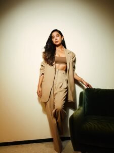 Sayani Gupta Ethereal in White Floral Gown (6)