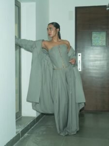 Sayani Gupta Stylish in Grey Corset Pantsuit (10)