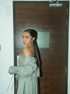 Sayani Gupta Stylish in Grey Corset Pantsuit (2)