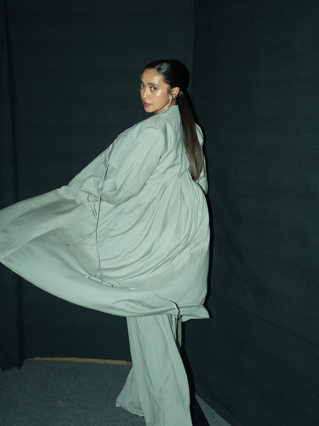 Sayani Gupta Stylish in Grey Corset Pantsuit (9)