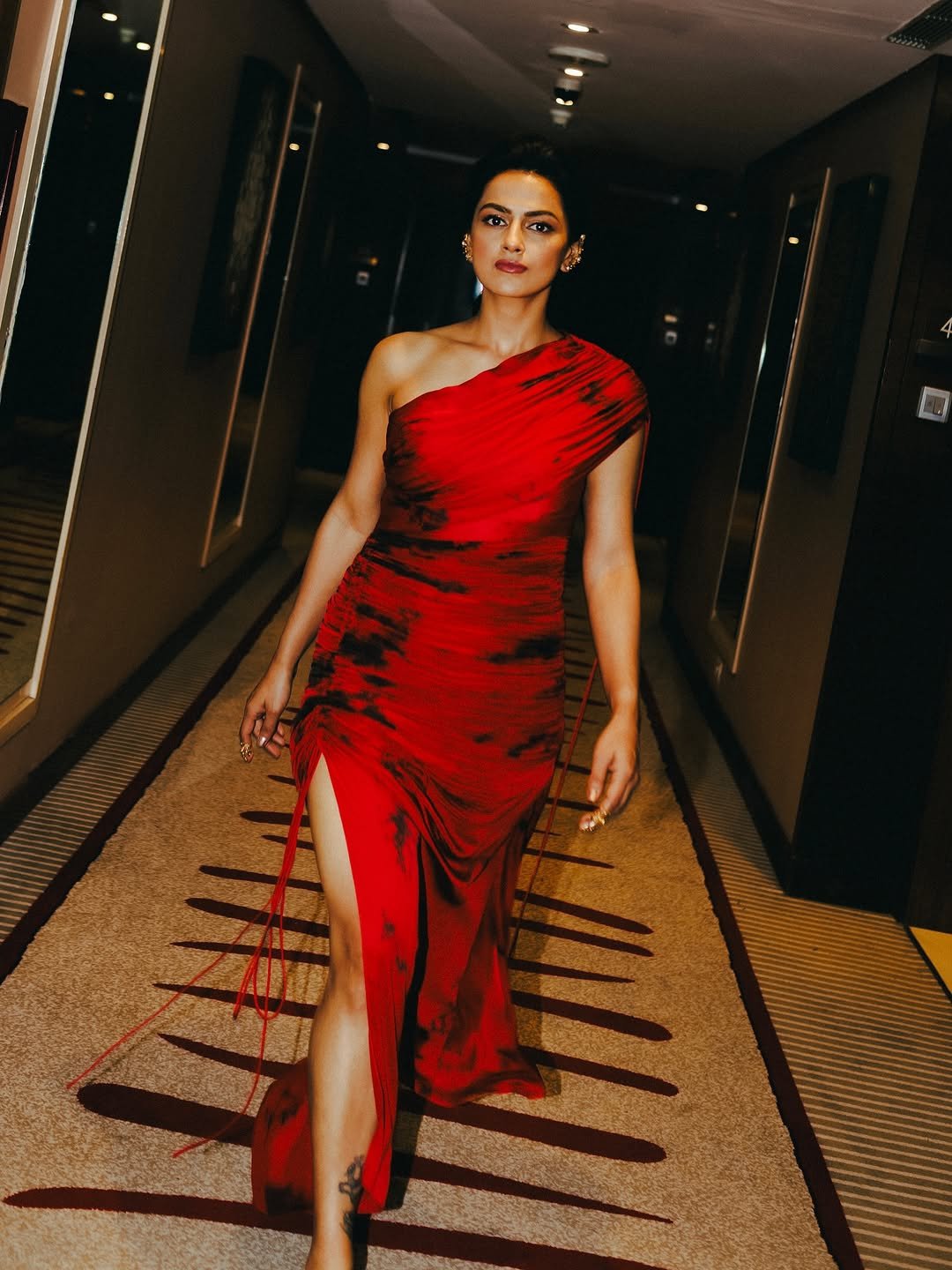 Shraddha Srinath Bold in Dramatic One-Shoulder Red Ruched Gown (4)