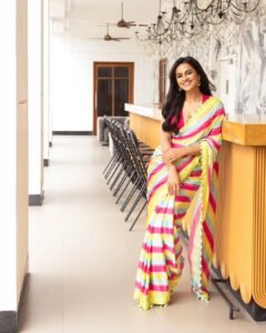 Shraddha Srinath Glows in Multicolor Striped Saree Photos (9)