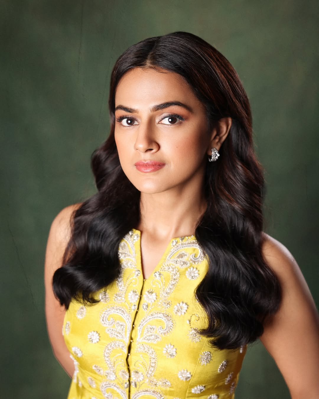 Shraddha Srinath Radiant in Yellow Embroidered Dress (3)
