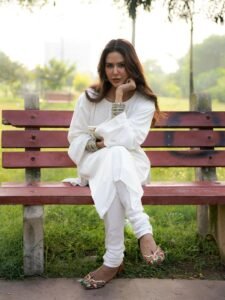 Sonam Bajwa Graceful in White Kurta with Silver Bangles (1)