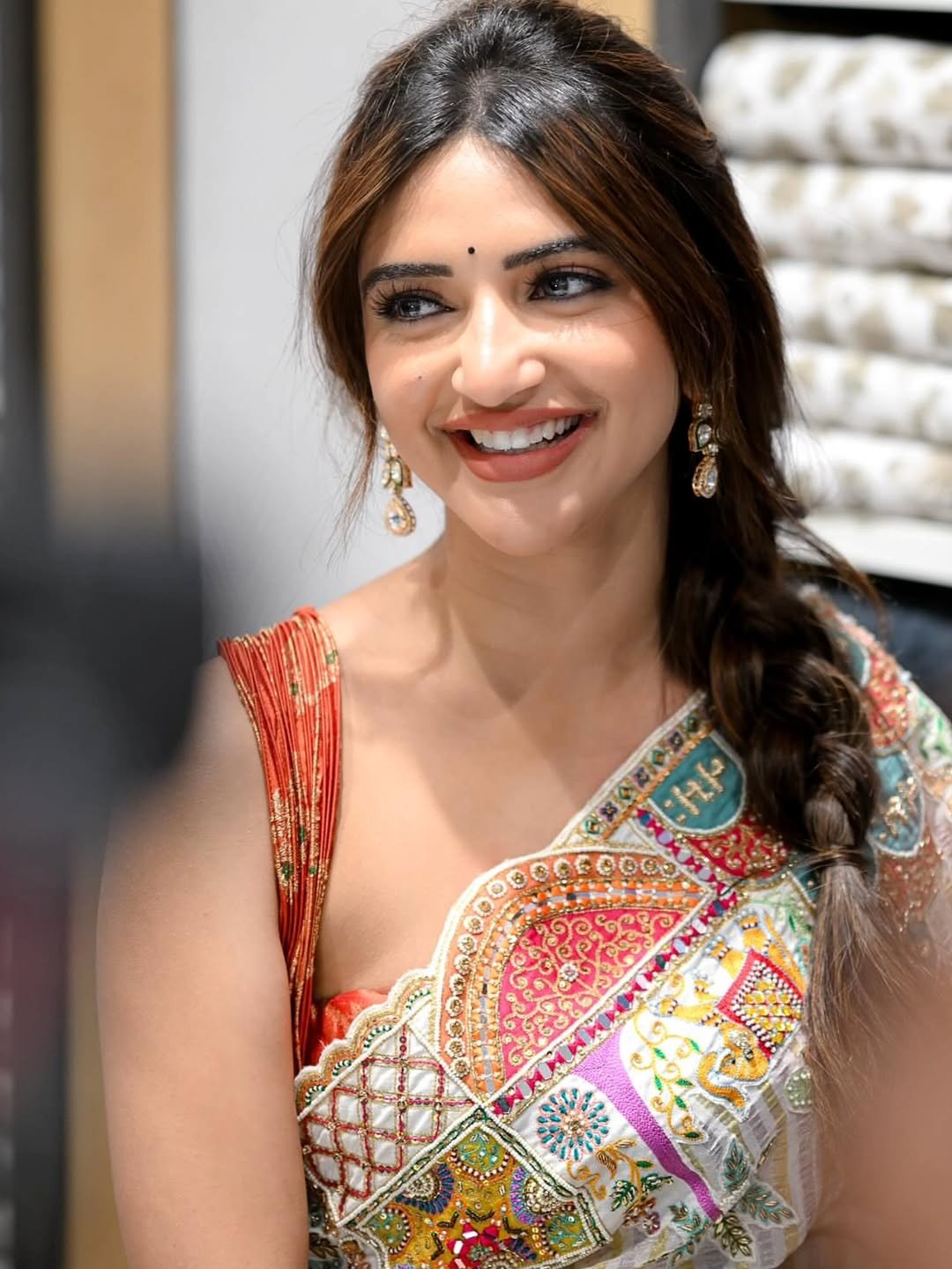 Sreeleela Radiant in Colorful Embroidered Saree (15)