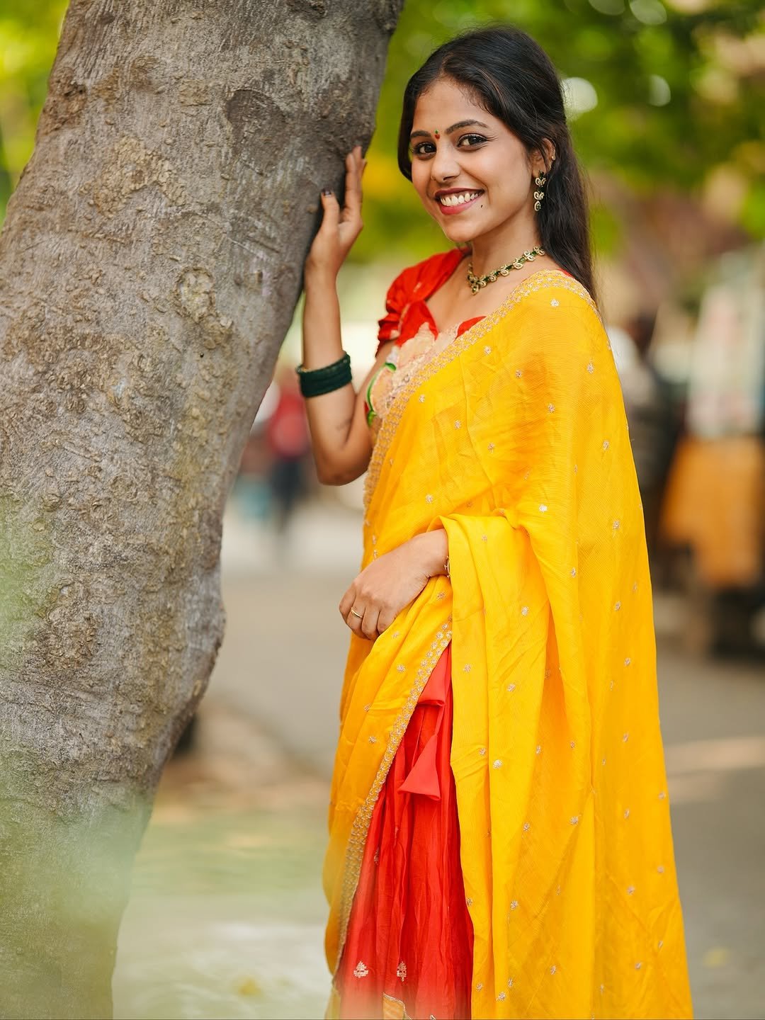 Srija Dhammu Smiling in Yellow Saree (19)
