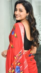 Srinidhi Shetty Elegant in Red Saree (6)