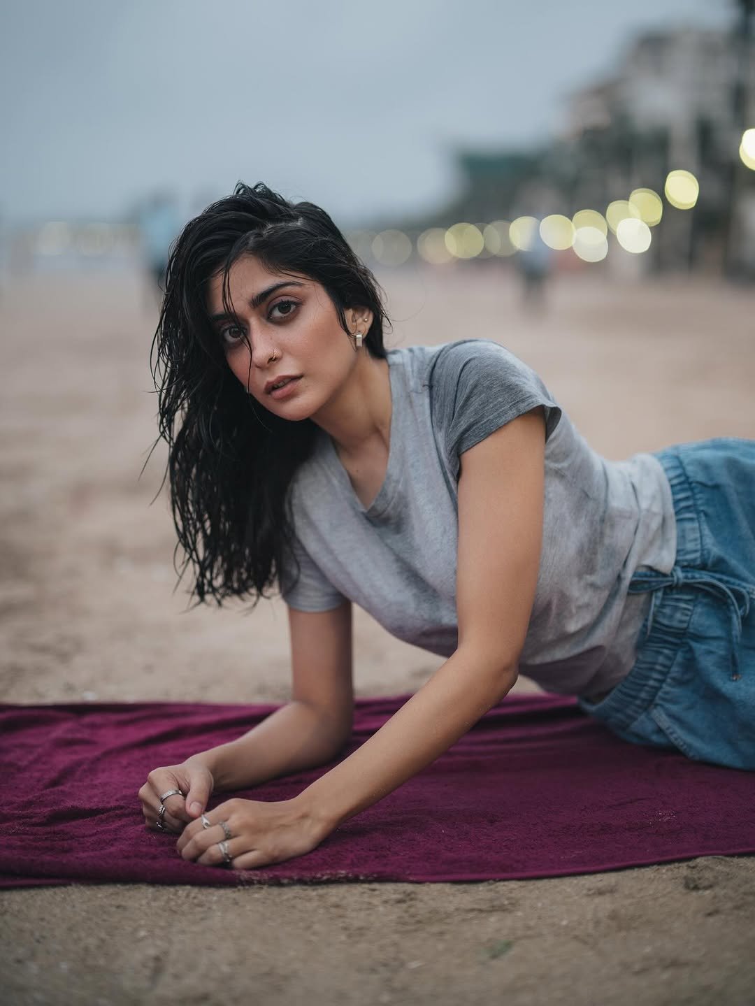 Tanya Maniktala Candid with Wet Hair in Maroon Towel (9)