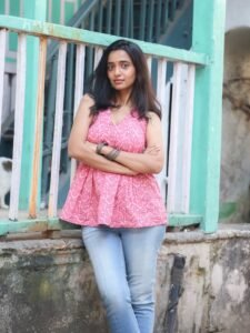 Trupthi Ravindra Cute in Pink Printed Dress (8)