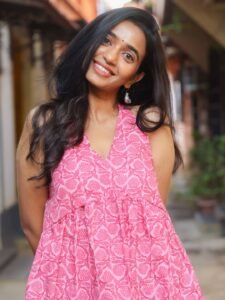 Trupthi Ravindra Cute in Pink Printed Dress (9)