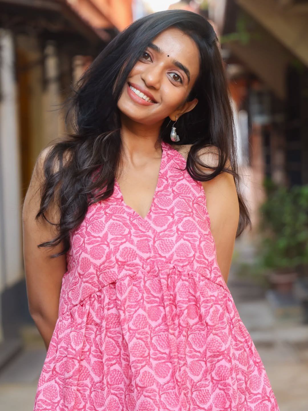 Trupthi Ravindra Cute in Pink Printed Dress (9)