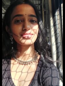 Trupti Ravindra Sunlit Train Selfie with Silver Choker (3)