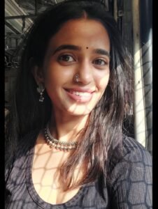 Trupti Ravindra Sunlit Train Selfie with Silver Choker (9)