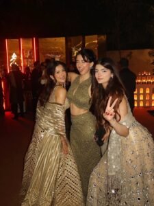 Yashaswinee Raje Singh Stunning in Gold Mirror Lehenga (9)