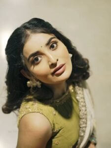 Ananya Nagella White & Green Saree Look – Latest HD Images (5)