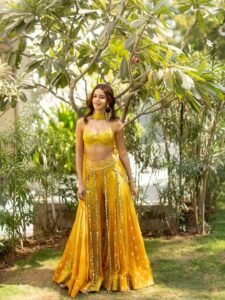 Ananya Panday joyful yellow traditional HD photos – ActorFacts exclusive